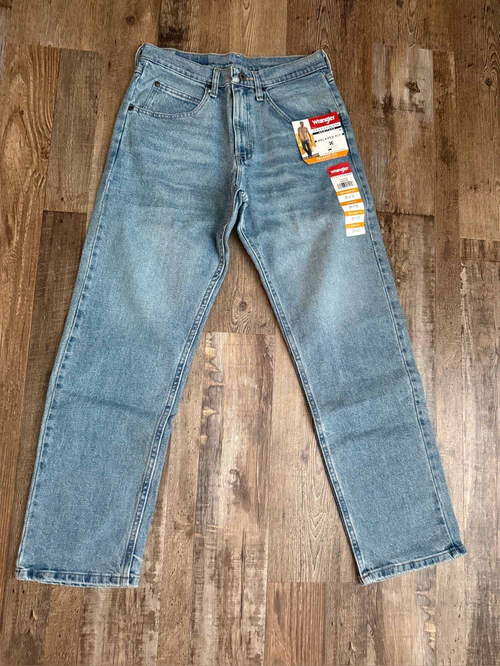 Wrangler Men's Light Blue Relaxed Jeans